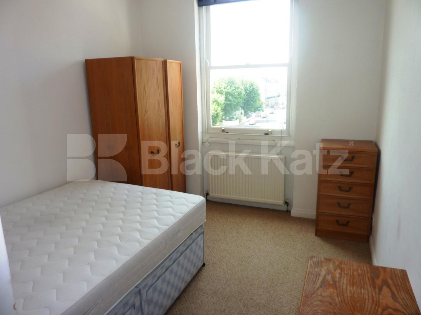 			NEW INSTRUCTION!, 2 Bedroom, 1 bath, 1 reception Flat			 Chepstow Road, BAYSWATER